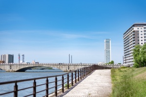 横浜市鶴見区下野谷町二丁目の土地最新販売事例と生活お役立ち情報